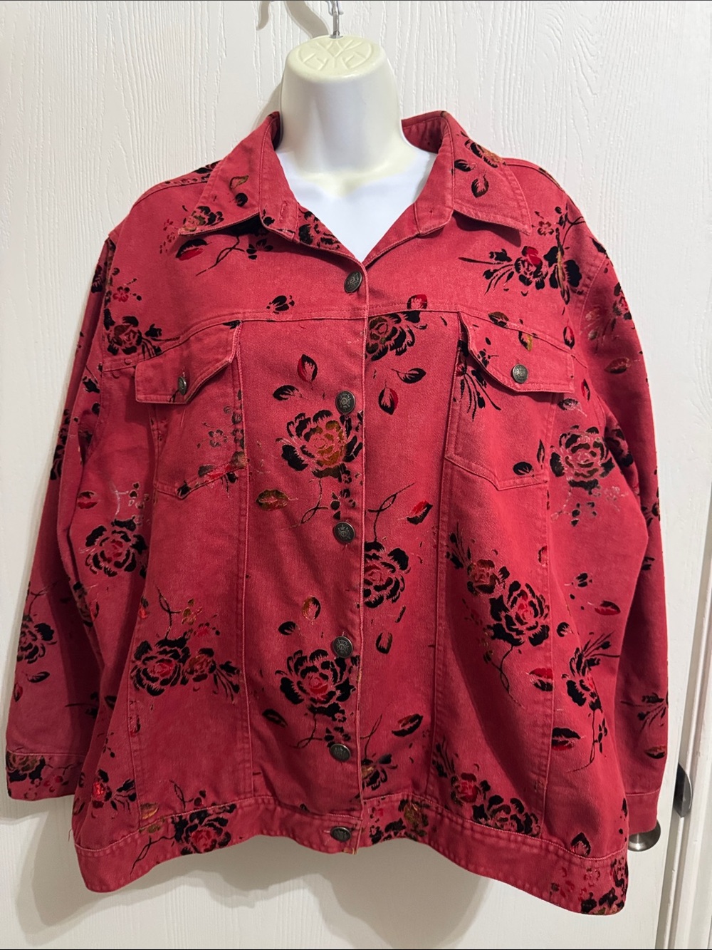 CJ Banks Denim Style Red Rose Button Up Jacket Women’s 2XL Pockets Fall Light